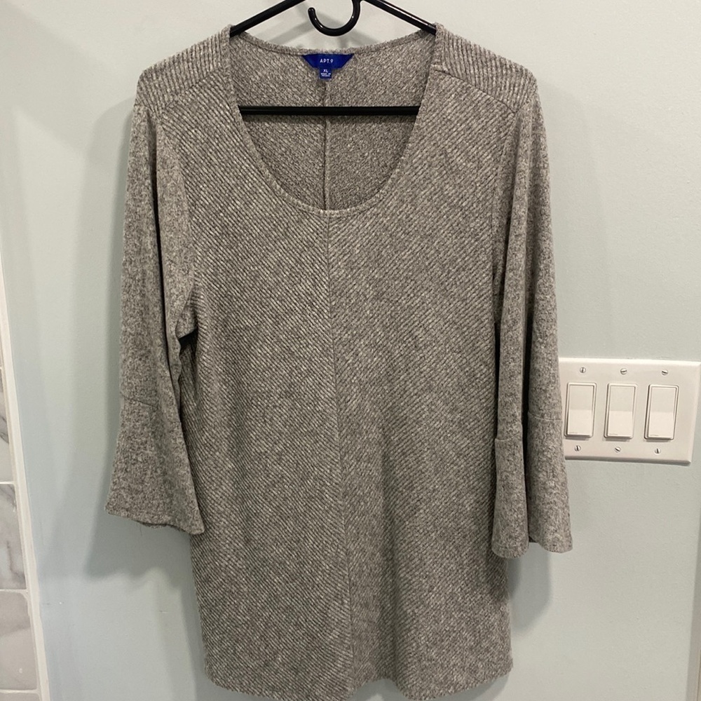 Super soft gray long sweater blouse